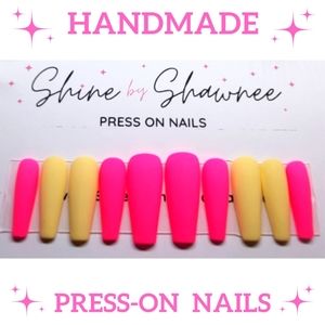 Handmade Luxury Press-On Nails | Sturdy & Reusable | STRAWBERRY BANANA